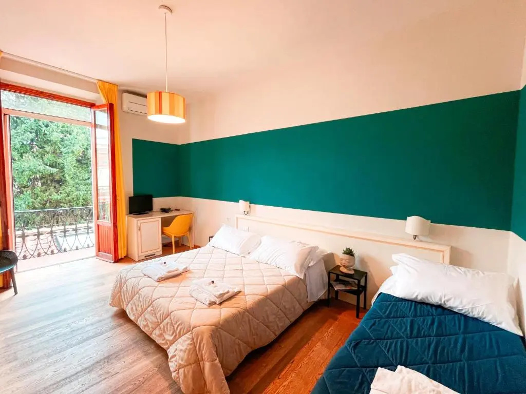 Superior Triple room