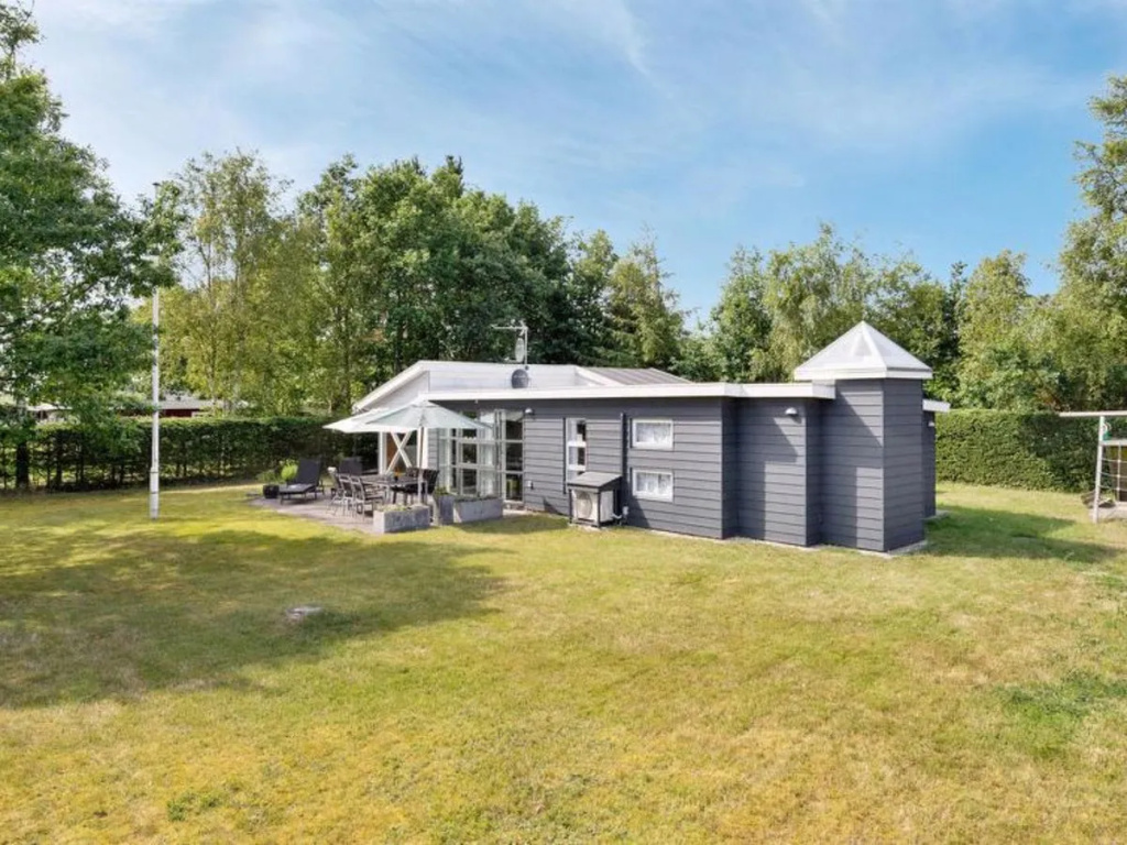 "Guthrik" - 900m from the sea in NE Jutland