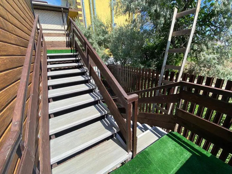 Balcony & Terrace