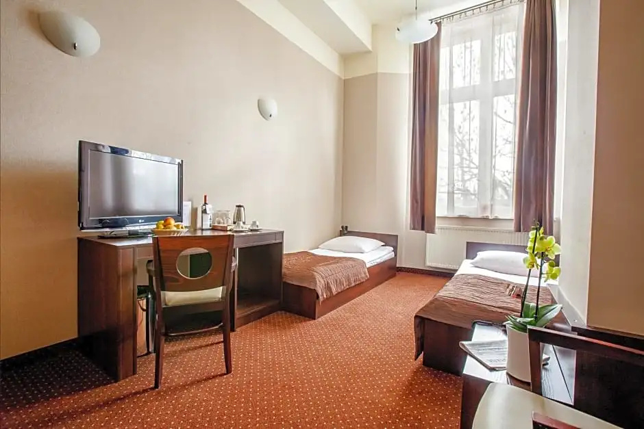 Hotel Diament Economy Gliwice - Chambres