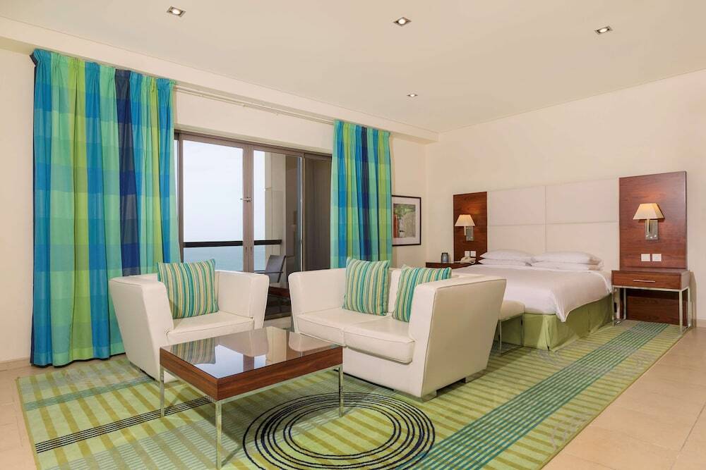 Hilton Dubai The Walk