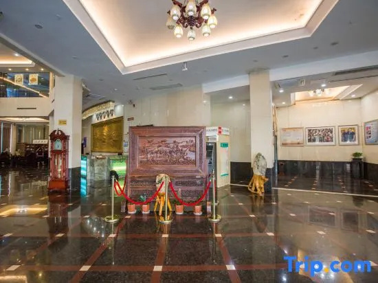Lobby & Reception