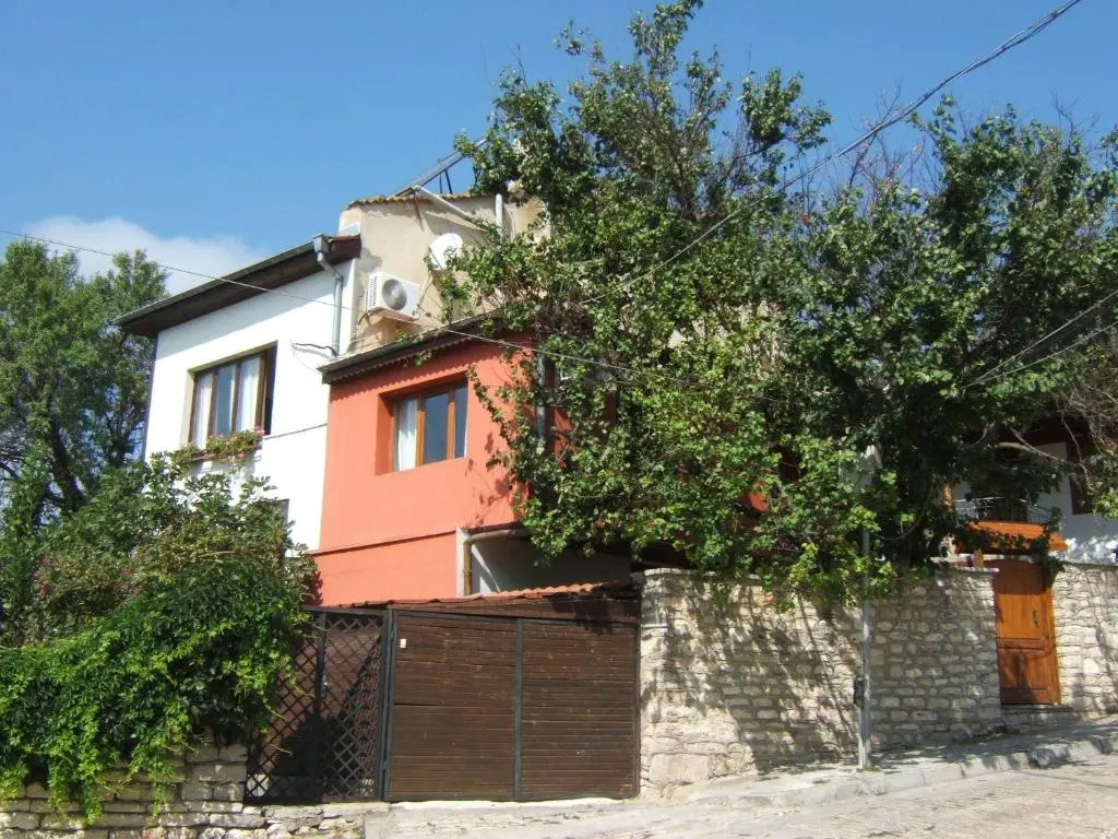 Regina's Guesthouse