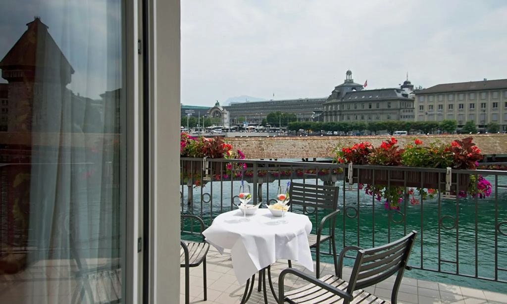 Hotel photo 8
