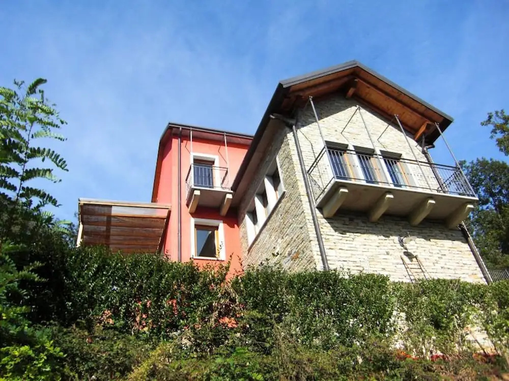 Hillside Retreat With Views on Lake Maggiore