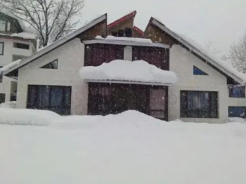 Hotel Alpine K2