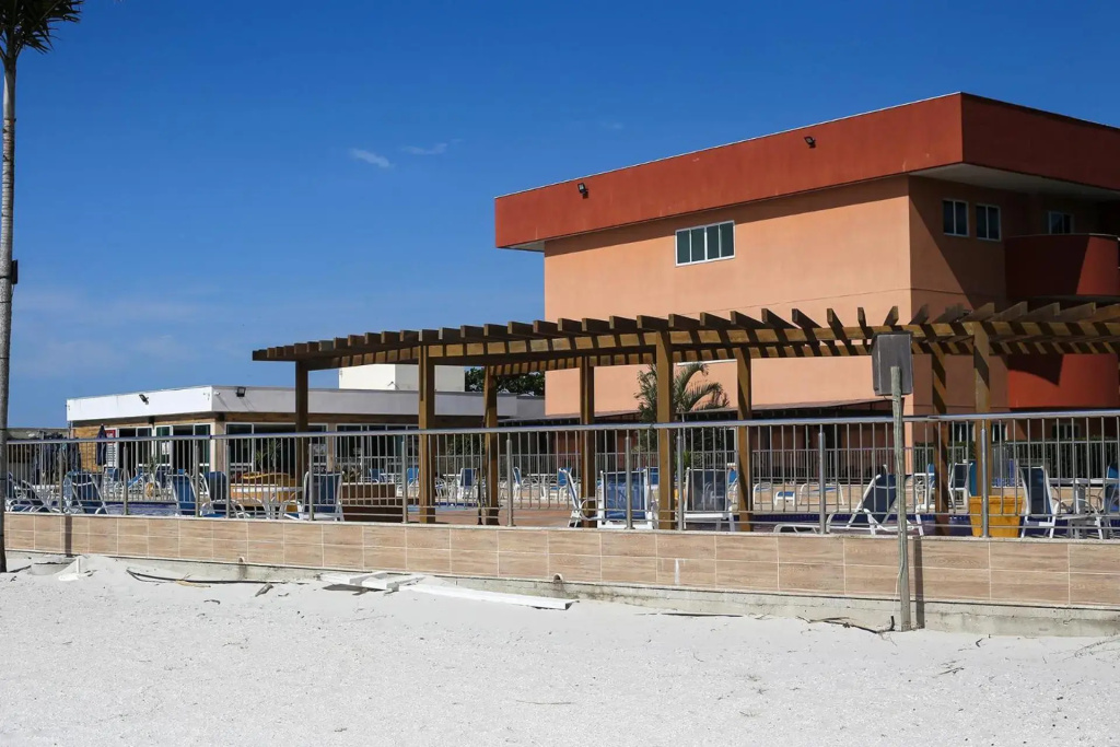 Golden Lake Residence Apart Hotel-Arraial do Cabo