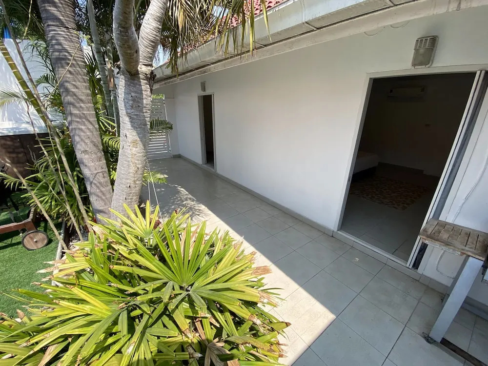 Suk Sabai Tropical Pool Villa