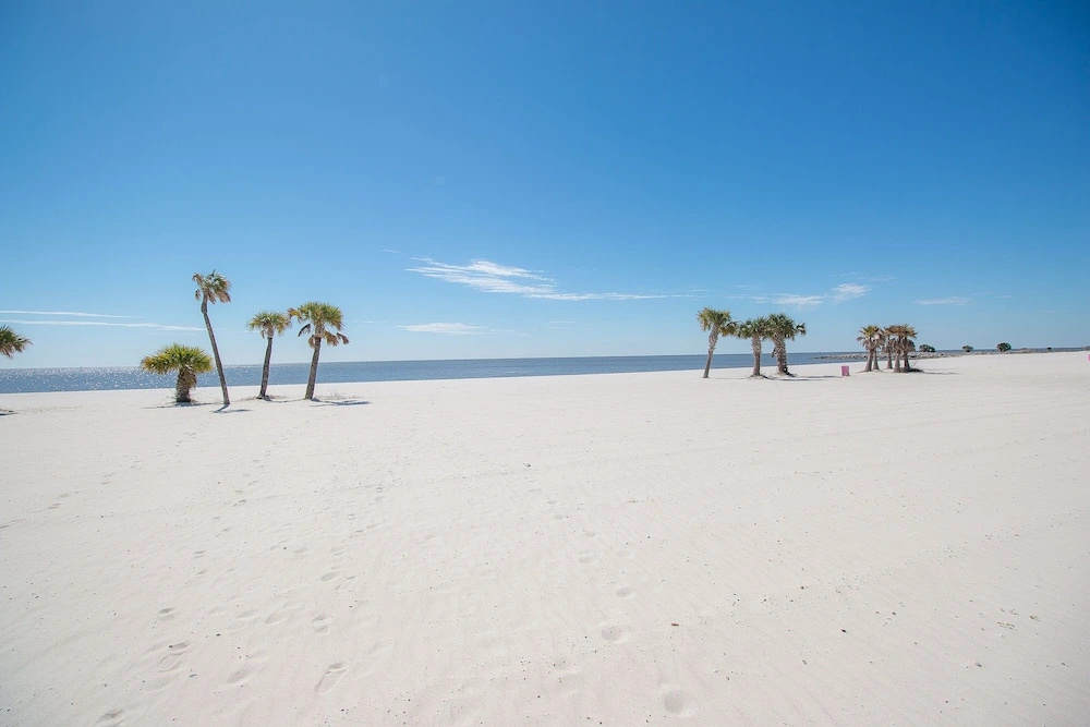 Sea Breeze Condominium Resort - Général