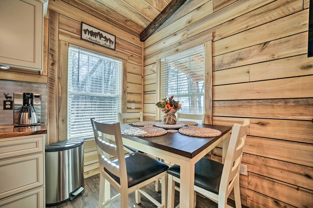 Modern Cabin w/ Fire Pit < 3 Mi to Trails!