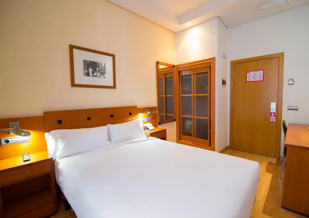 Petit Palace Preciados Room Type - Double room (full double bed)