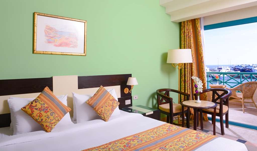 Отель Moreno Horizon Spa & Resort в Хургаде