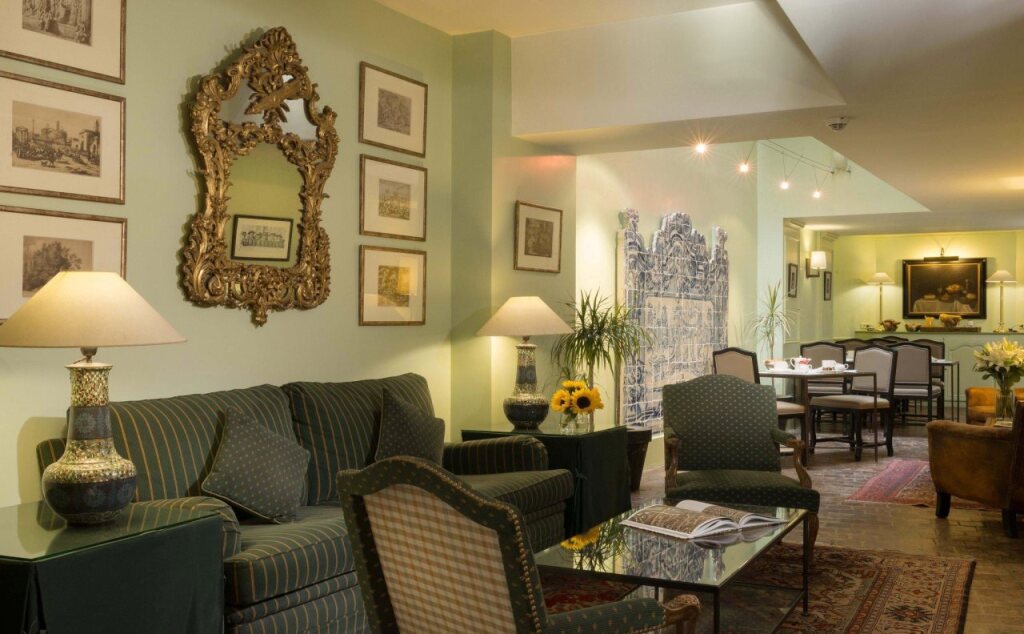 Hotel Henri IV Rive Gauche by null