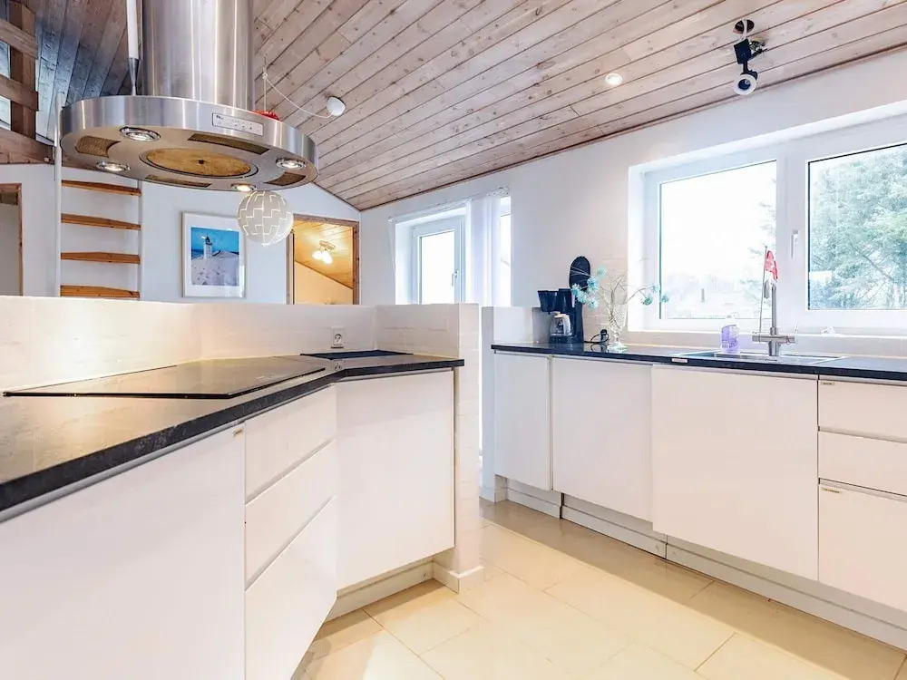 10 Person Holiday Home in Hjorring - фото 17