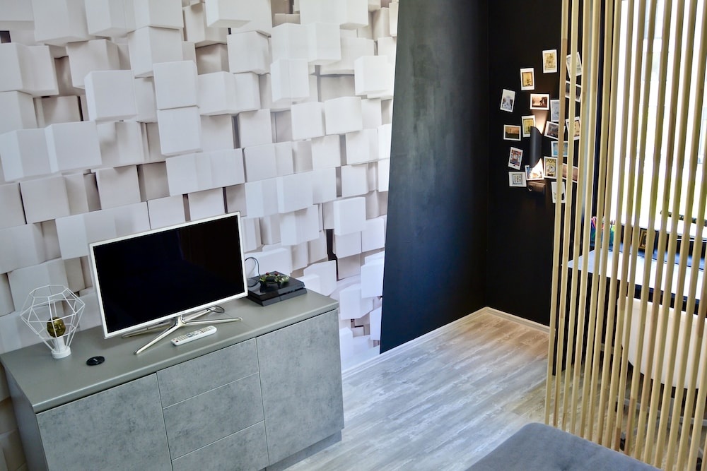 Central Art Studio H1 — 4