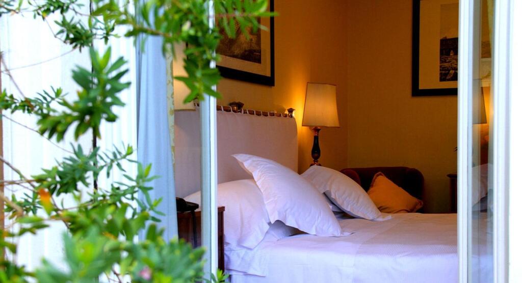 Grand Hotel Plaza by null