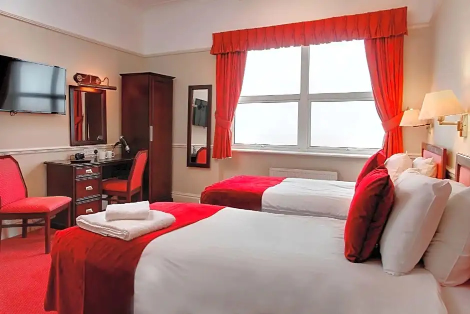 Deluxe Double room with sea view (twin beds)