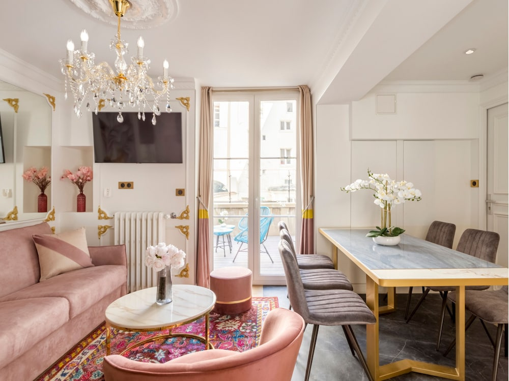 Afficher la photo 6 — Merveil Luxury Suites - Bac I-II