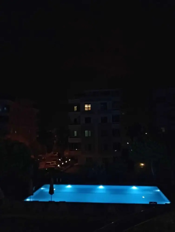 1 Bedroom Apartment with balcony and with pool view