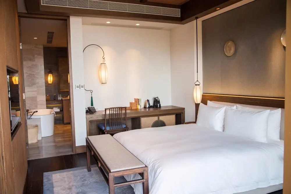 Nishan Akademeia — фото 5