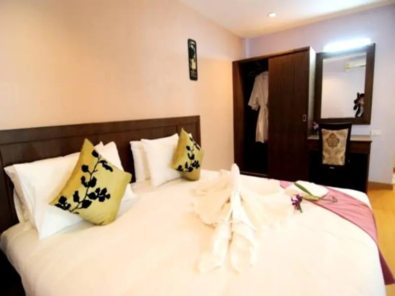 Thanintorn Greenpark Hotel - Chambres