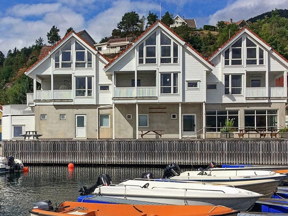 8 Person Holiday Home In Suldalsosen