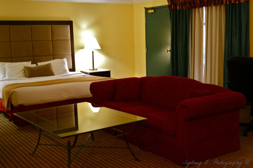 Pacific Inn Resort & Conference Centre