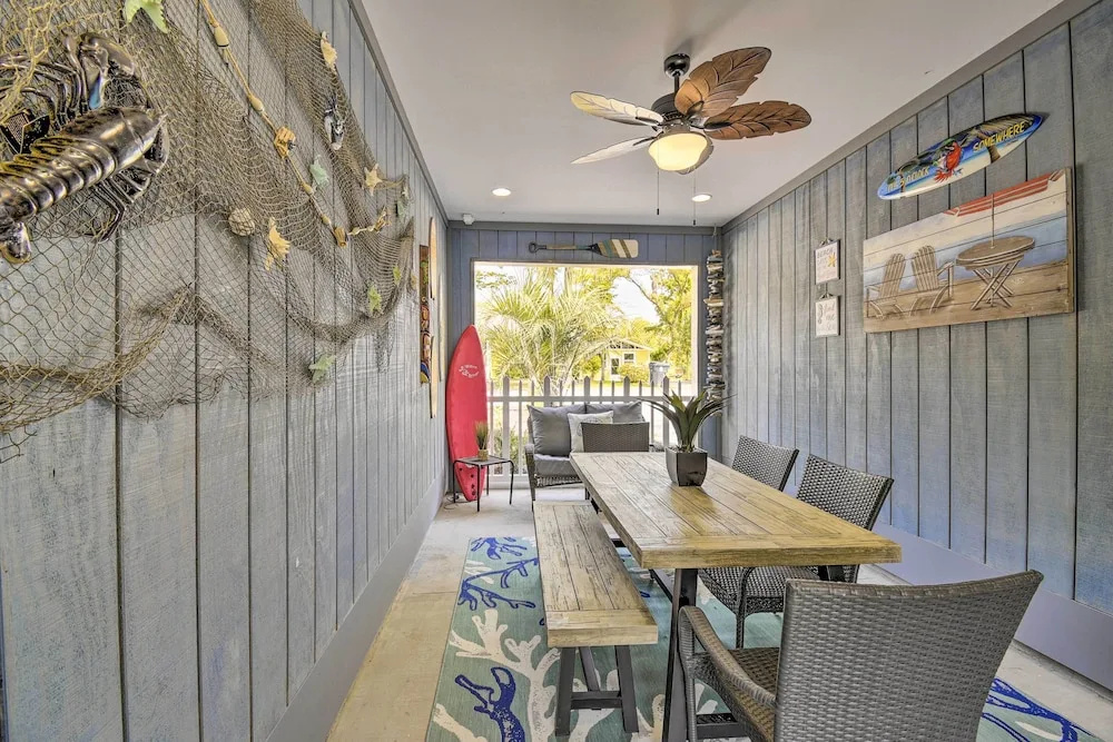 1 Mi to Ocean Isle Beach! Home w/ Shared Lanai