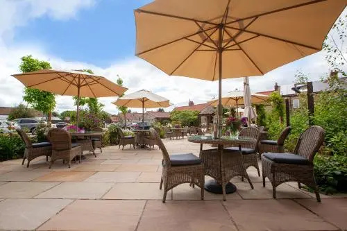 The Fox Hounds Country Inn
