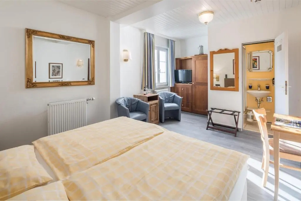 Standard Double room full double bed