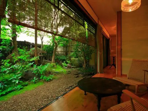 Balcony & Terrace