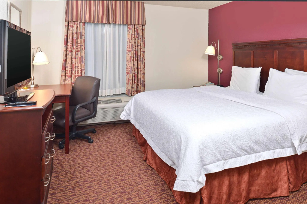 Standard Double room (full double bed)