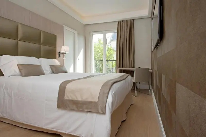 L’Edmond Hotel Parc Monceau 50