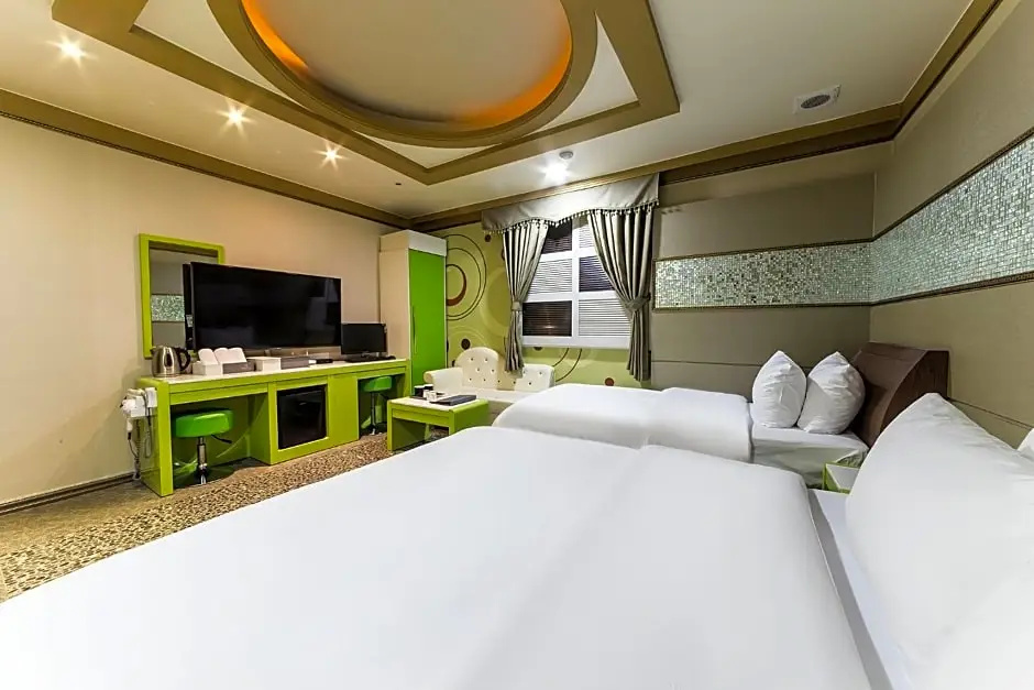 Hotel Millennium - Chambres