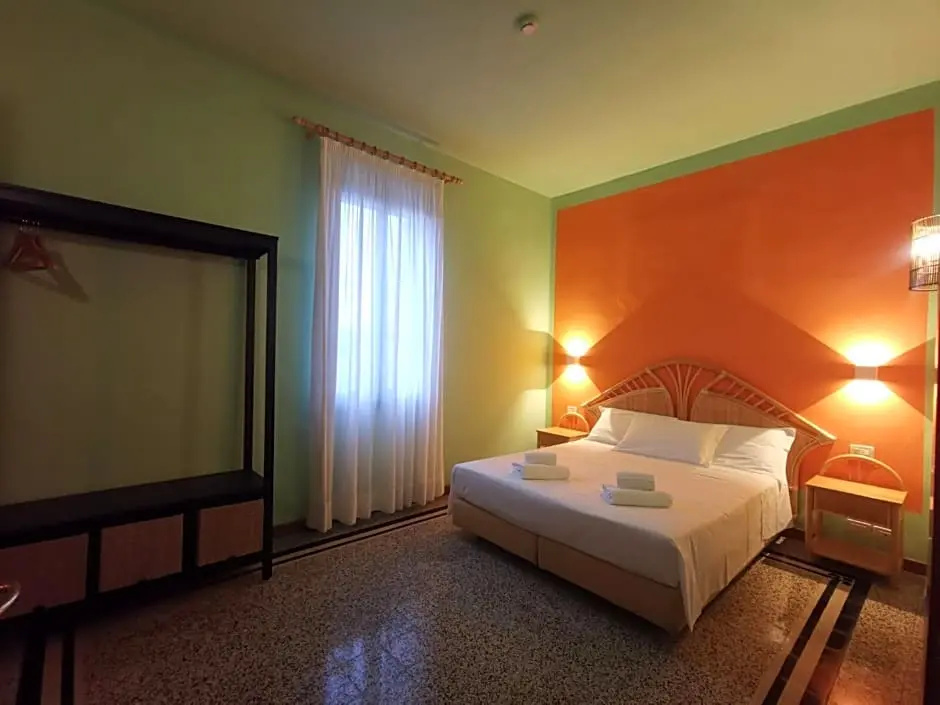 Standard room with garden view