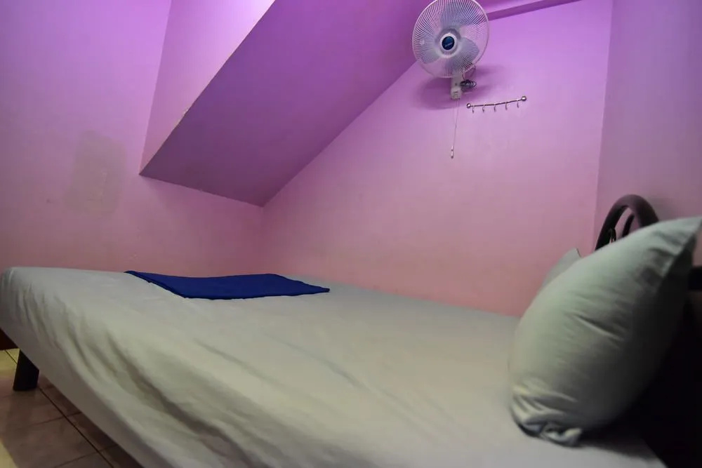 Khaosan Rainbow Hostel
