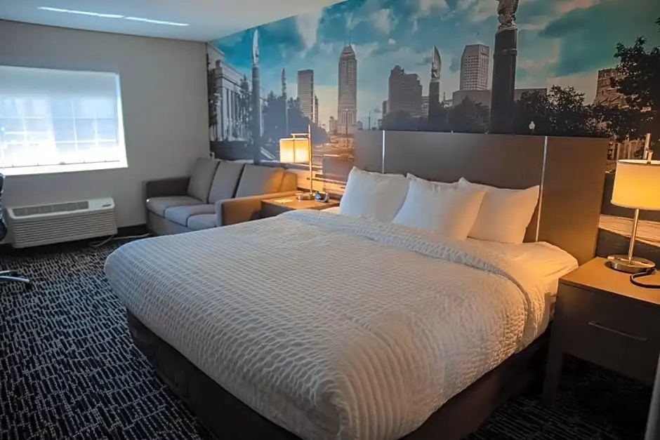 Clarion Pointe Indianapolis Airport - Chambres