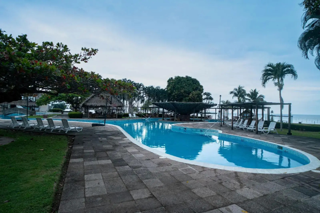 Amatique Bay Hotel - Général