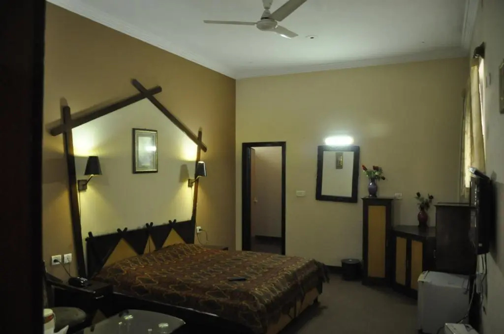 Hotel Pratiksha - Chambres