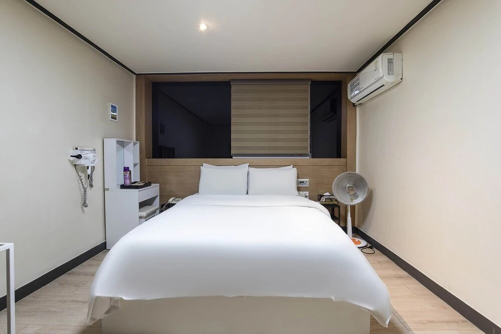Deluxe Single room