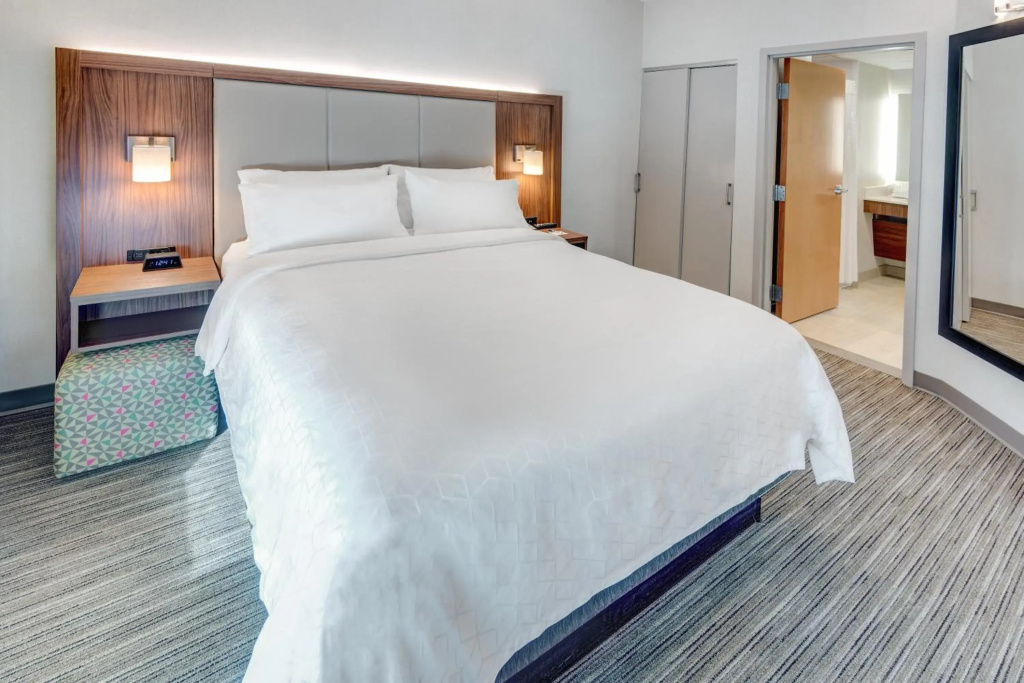 Holiday Inn Express Hotel & Suites West Long Branch by IHG - Général