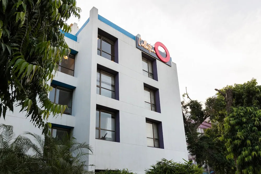 OYO Premium Gujarat College Ellisbridge