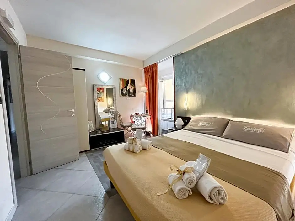 Economy Double room (twin beds)