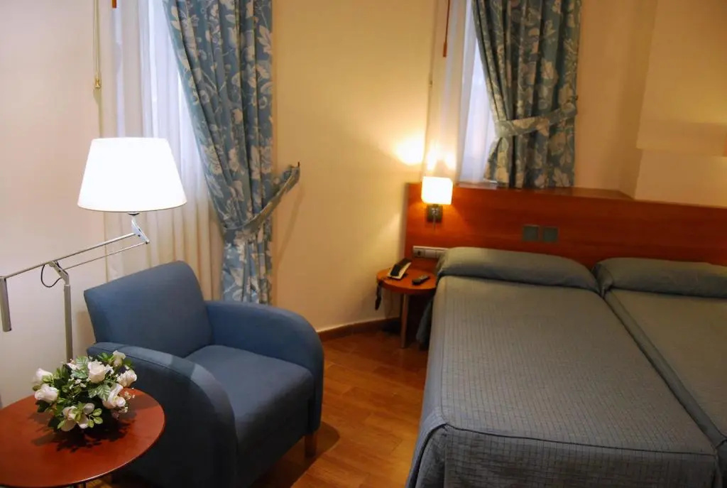 Hotel Mieres del Camino - Chambres