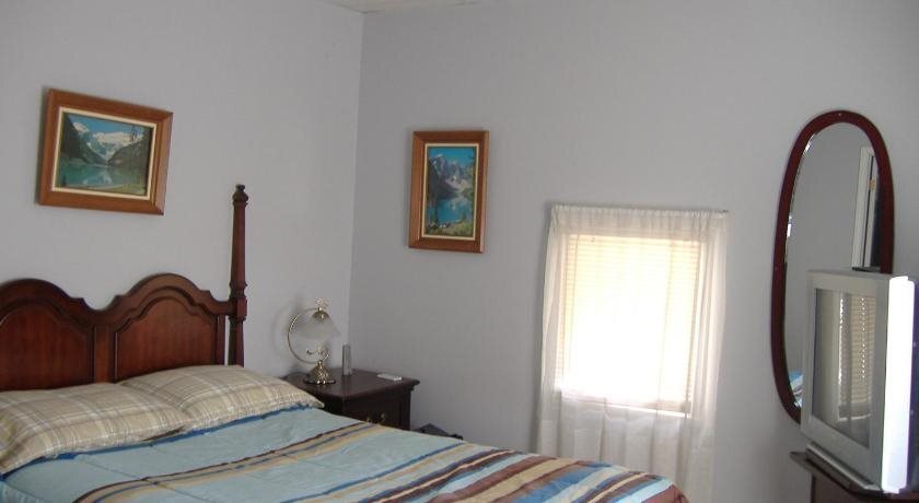 gallery_image_hidden_5