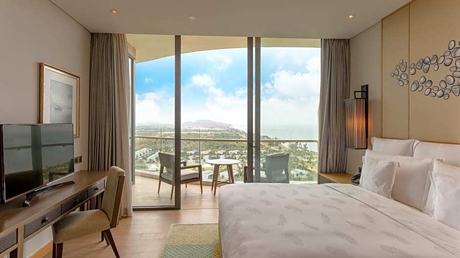 Intercontinental Phu Quoc Long Beach Resort