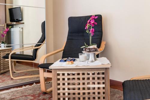 gallery_image_hidden_4