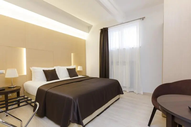 Standard Double room (full double bed)