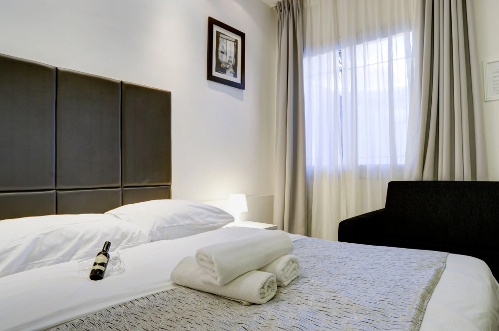 Geula Suites — 5