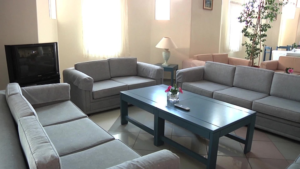 Evelyn Beach Hotel — 3